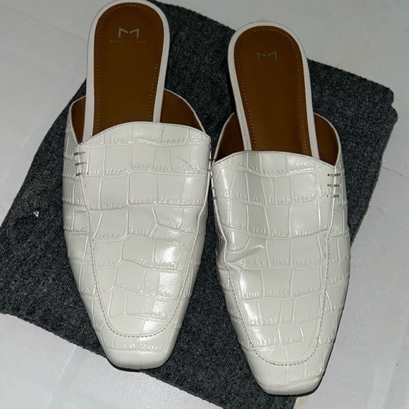 Shoes - Gently used women’s Marc Fisher shoes size 9m